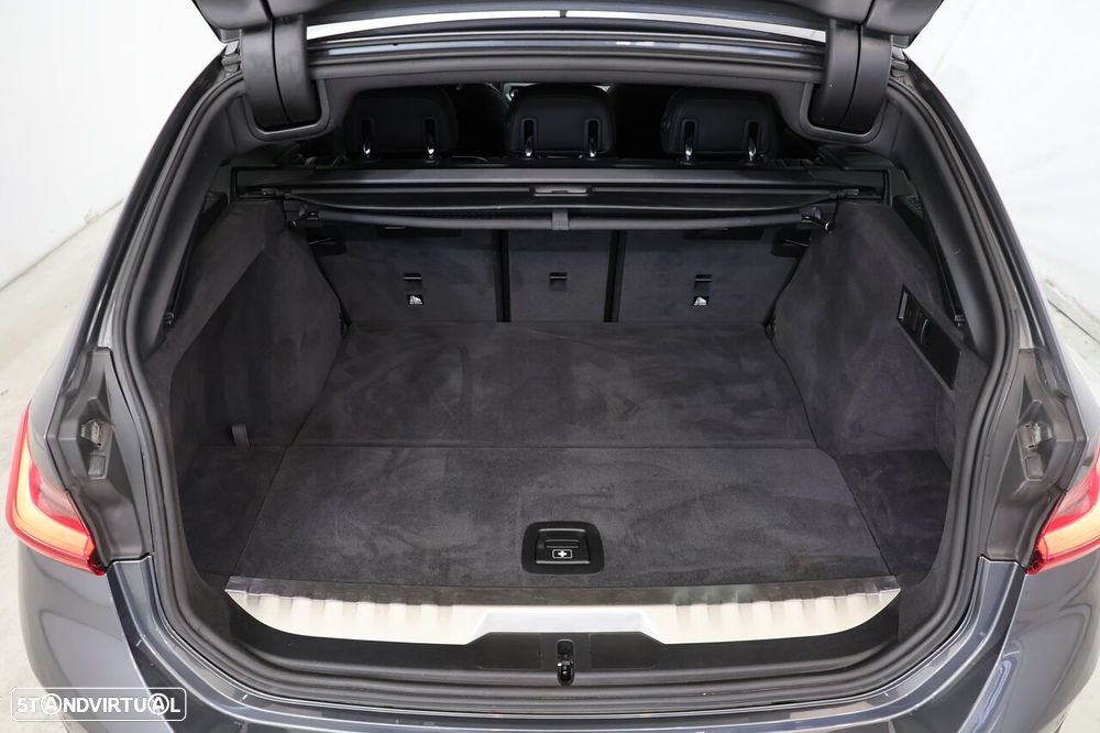 BMW 320 e Corporate Edition Auto - 18
