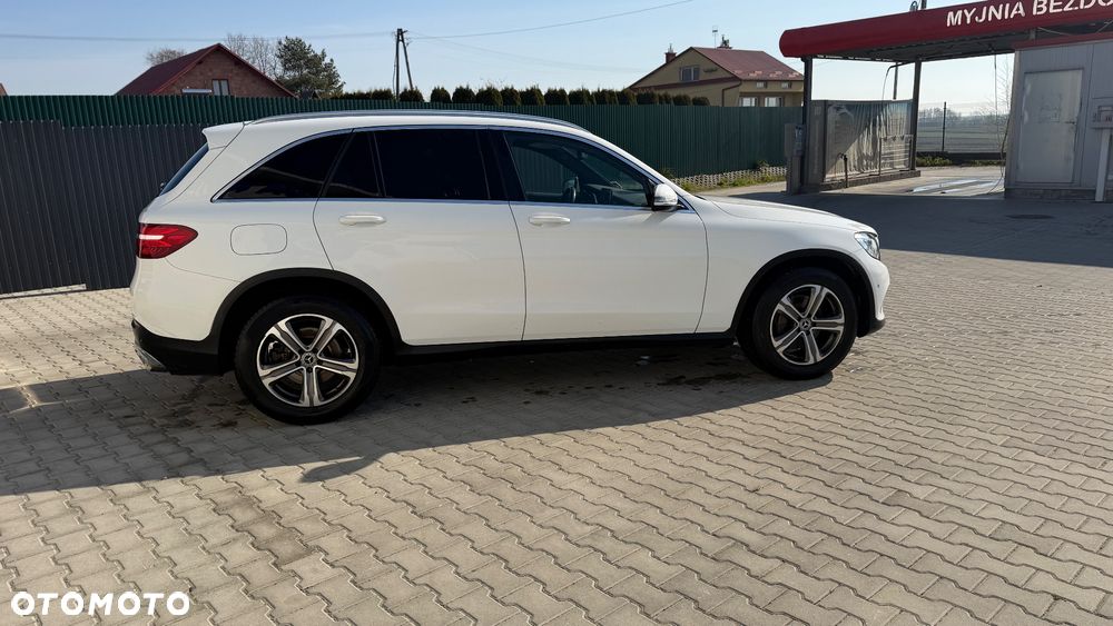 Mercedes-Benz GLC 220 d 4Matic 9G-TRONIC Exclusive - 12
