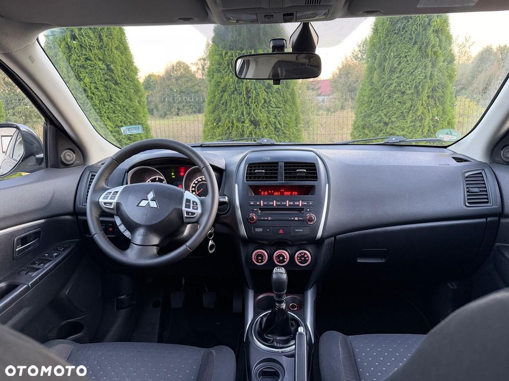 Mitsubishi ASX - 8