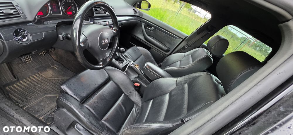 Audi A4 Avant 2.5 TDI - 19
