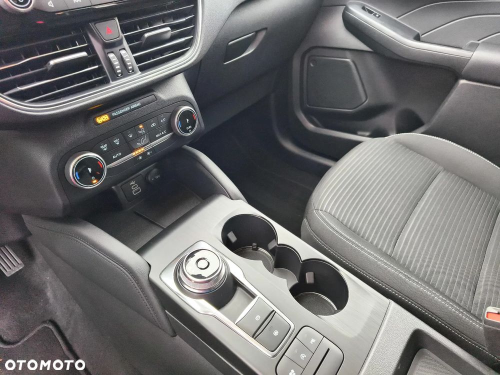 Ford Kuga - 14