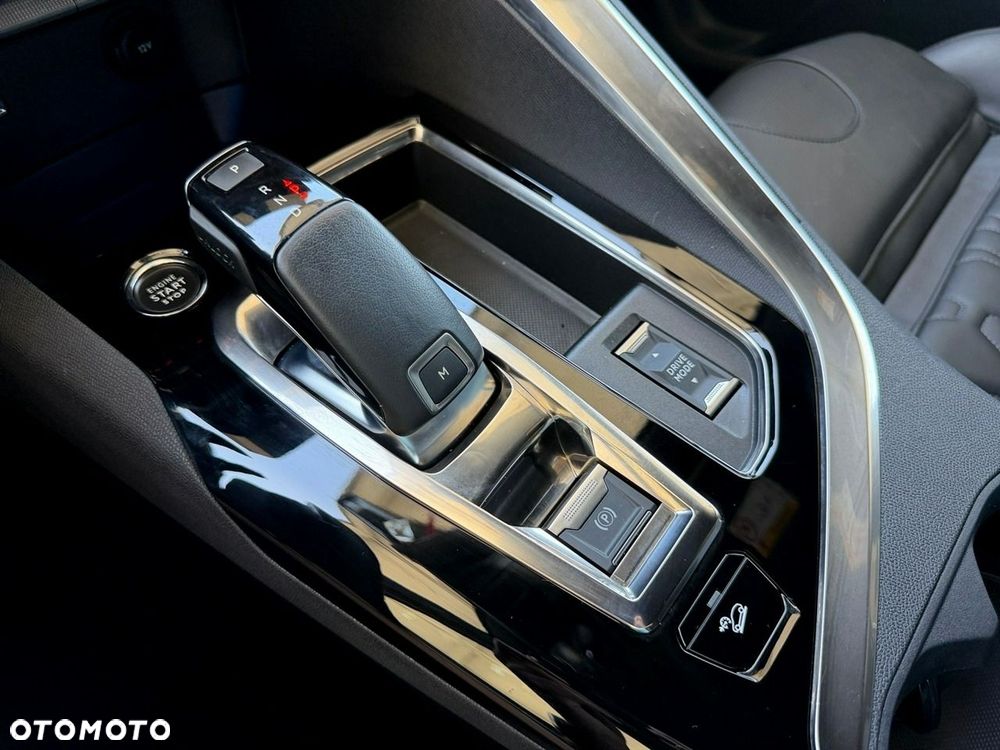 Peugeot 5008 - 32