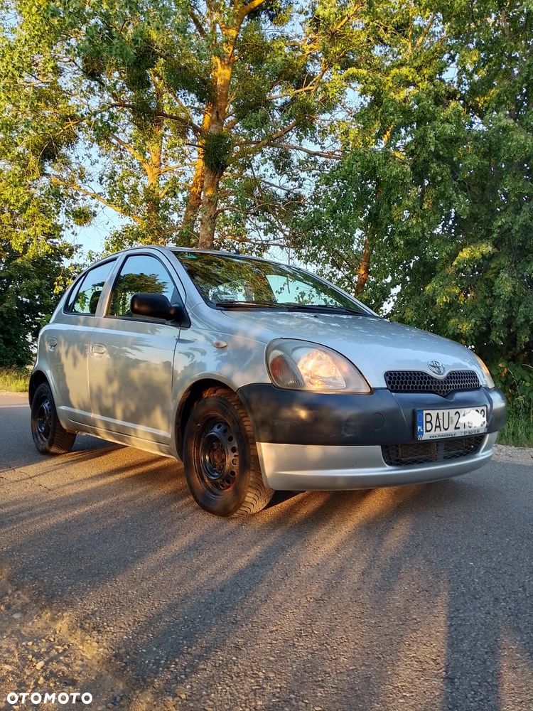 Toyota Yaris - 2