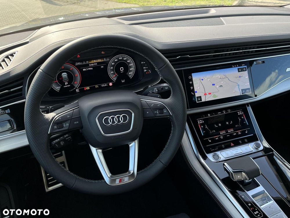 Audi Q8 - 17