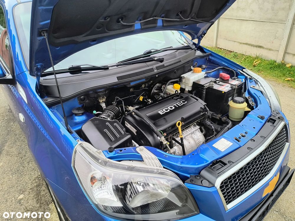 Chevrolet Aveo 1.4 LT - 24