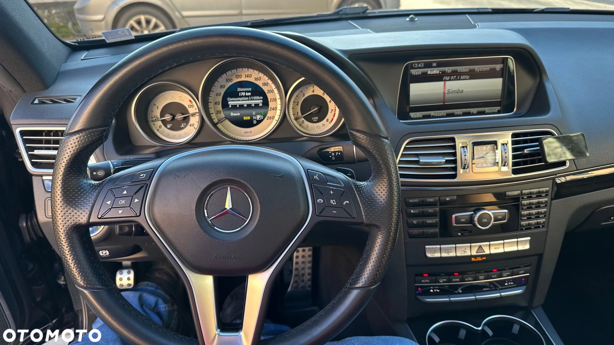 Mercedes-Benz Klasa E 350 - 18