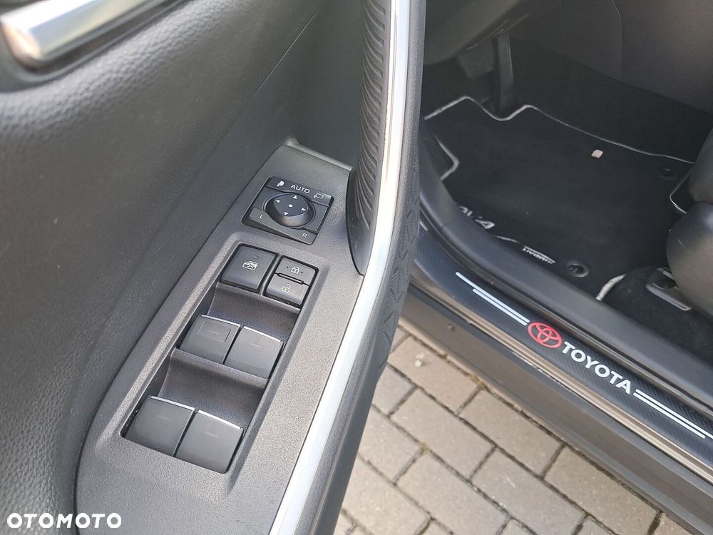 Toyota RAV4 2.5 Hybrid Comfort 4x2 - 11
