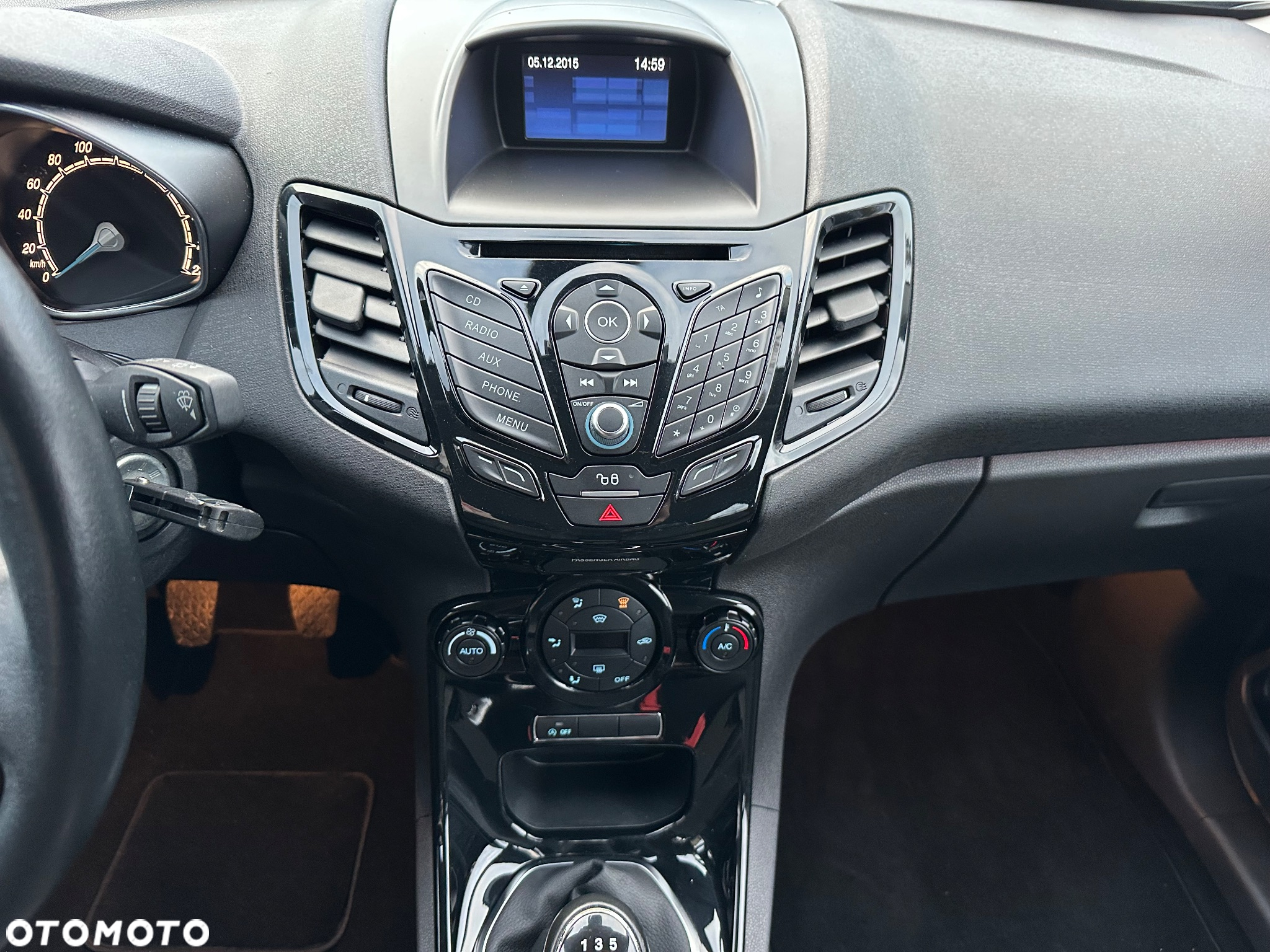 Ford Fiesta 1.0 EcoBoost Titanium - 13