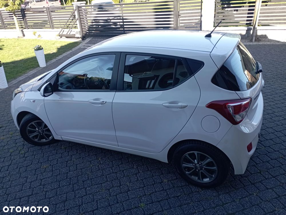 Hyundai i10 1.0 Premium - 18