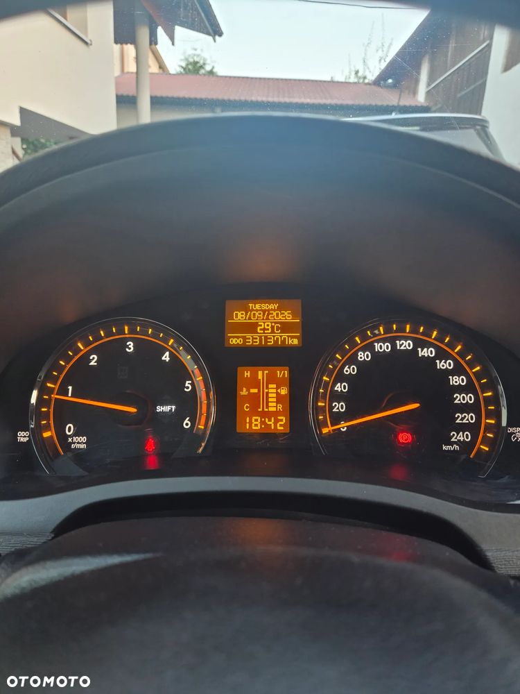 Toyota Avensis 2.0 D-4D Luna - 7