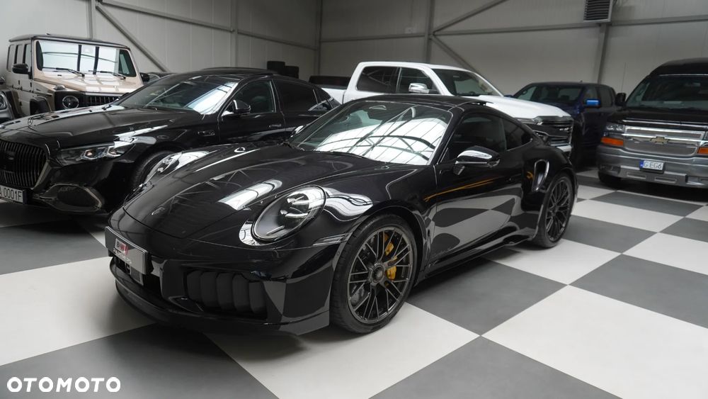 Porsche 911 Turbo S - 1