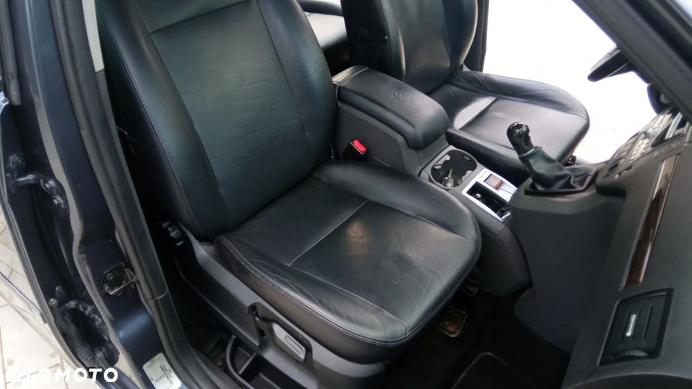 Ford Focus C-Max 1.8 TDCi Ghia - 17