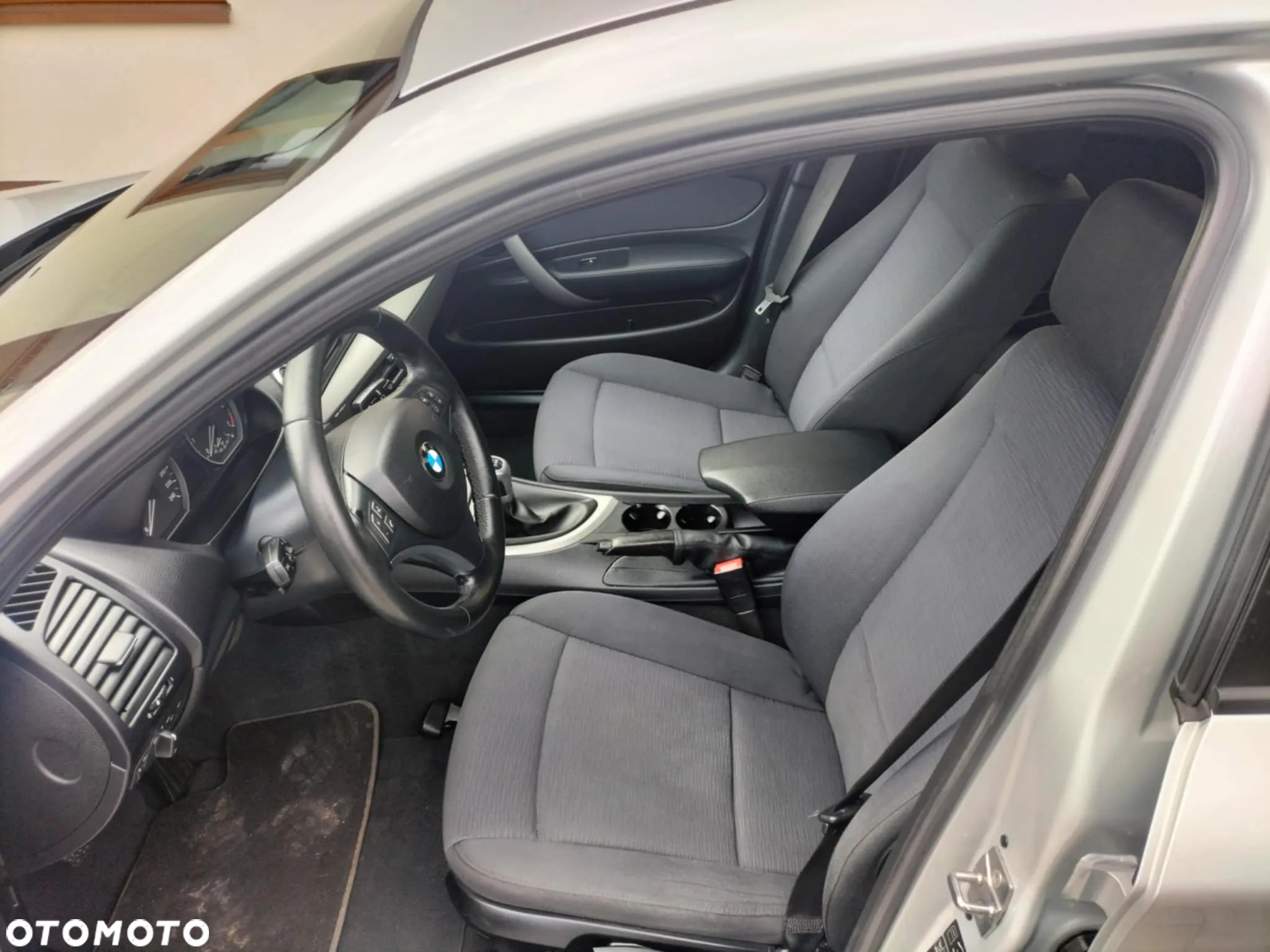 BMW Seria 1 - 10