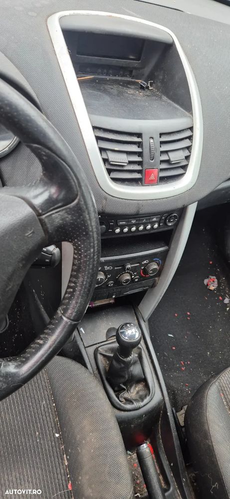 Chiuloasa motor 1.4 benzina 54kw cod KFT Peugeot 207 2011 - 2