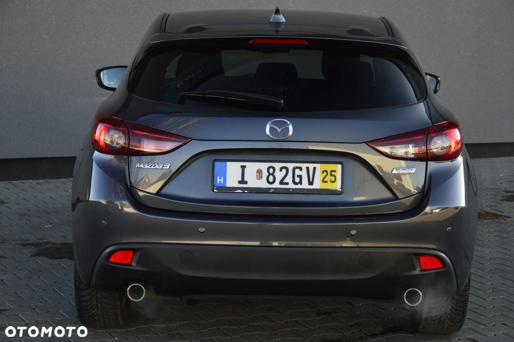 Mazda 3 - 8