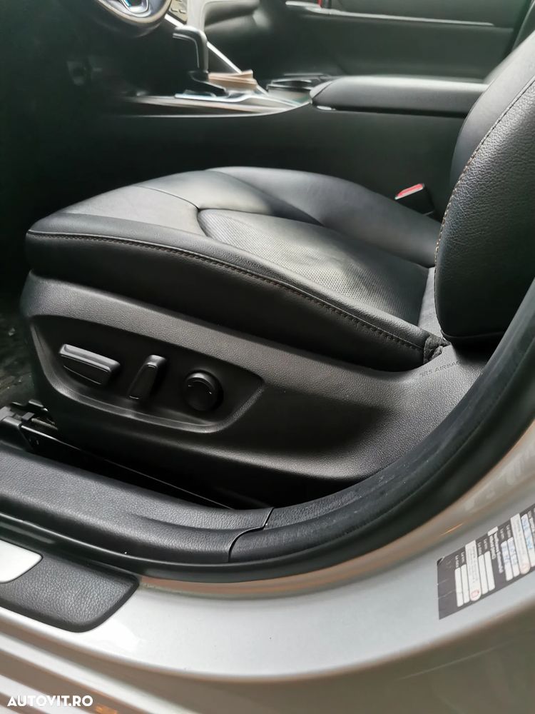 TOYOTA Camry 2019 — imagine 18