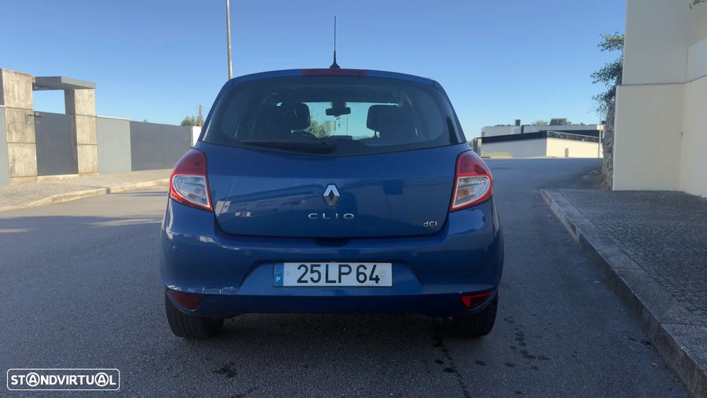 Renault Clio 2011 photo 5