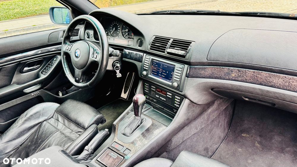 BMW Seria 5 - 16
