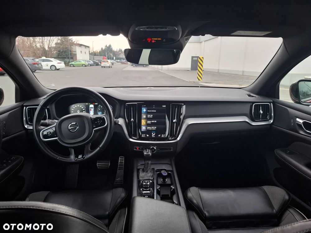 Volvo S60 T4 R-Design - 13