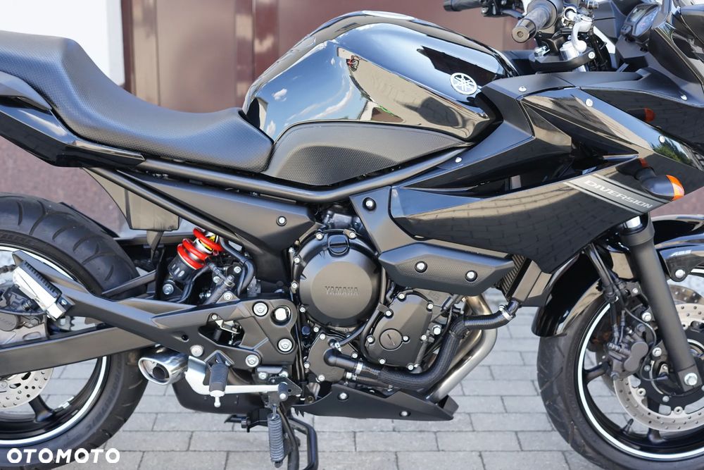 Yamaha XJ - 9