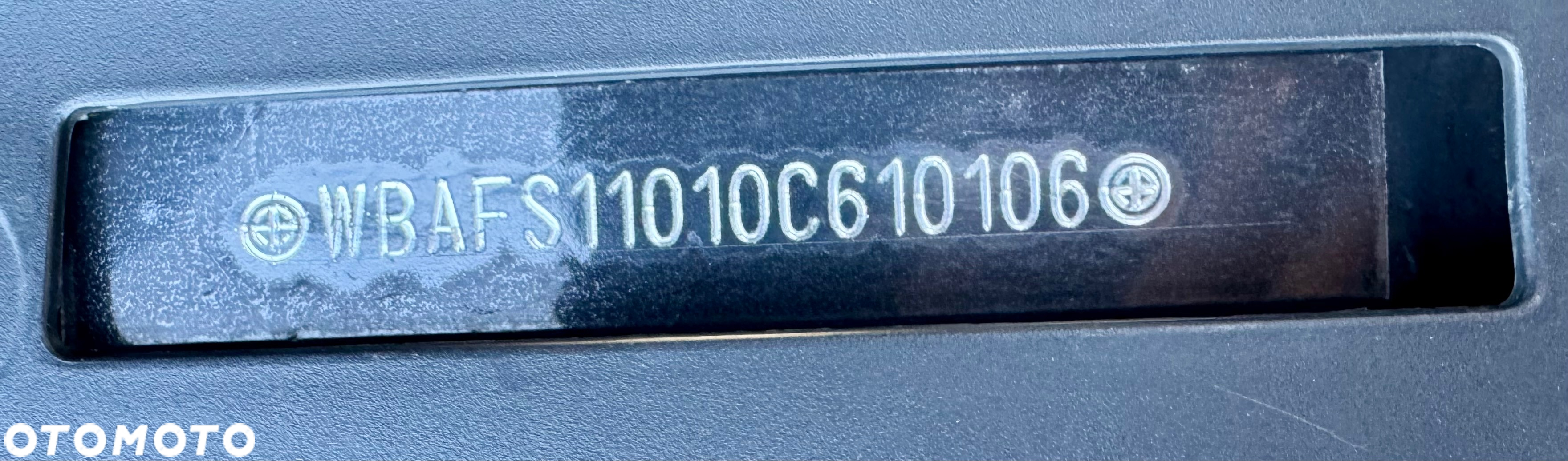BMW Seria 5 523i - 22