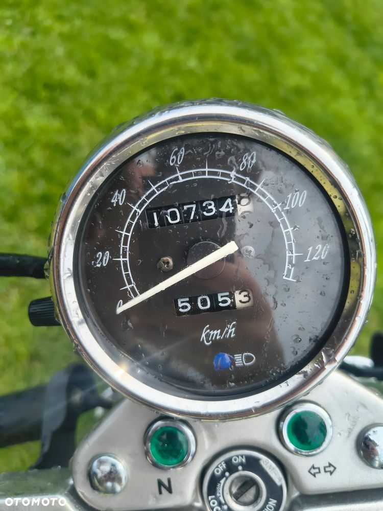 Suzuki Marauder - 4