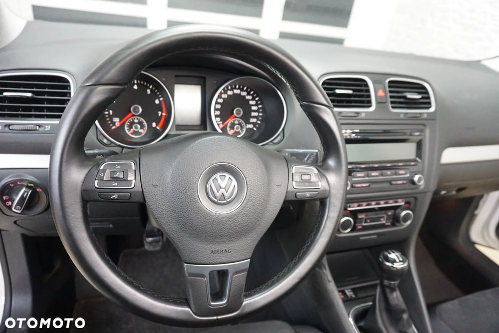 Volkswagen Golf 1.6 Highline - 20
