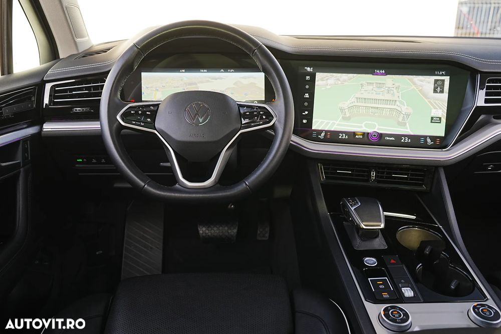 Volkswagen Touareg 3.0 V6 e-Hybrid 4Motion Aut. R - 14