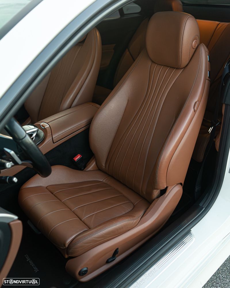 Mercedes-Benz E 300 AMG Line - 14