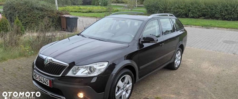 Skoda Octavia Combi 2.0 TDI DPF Scout 4x4 - 39
