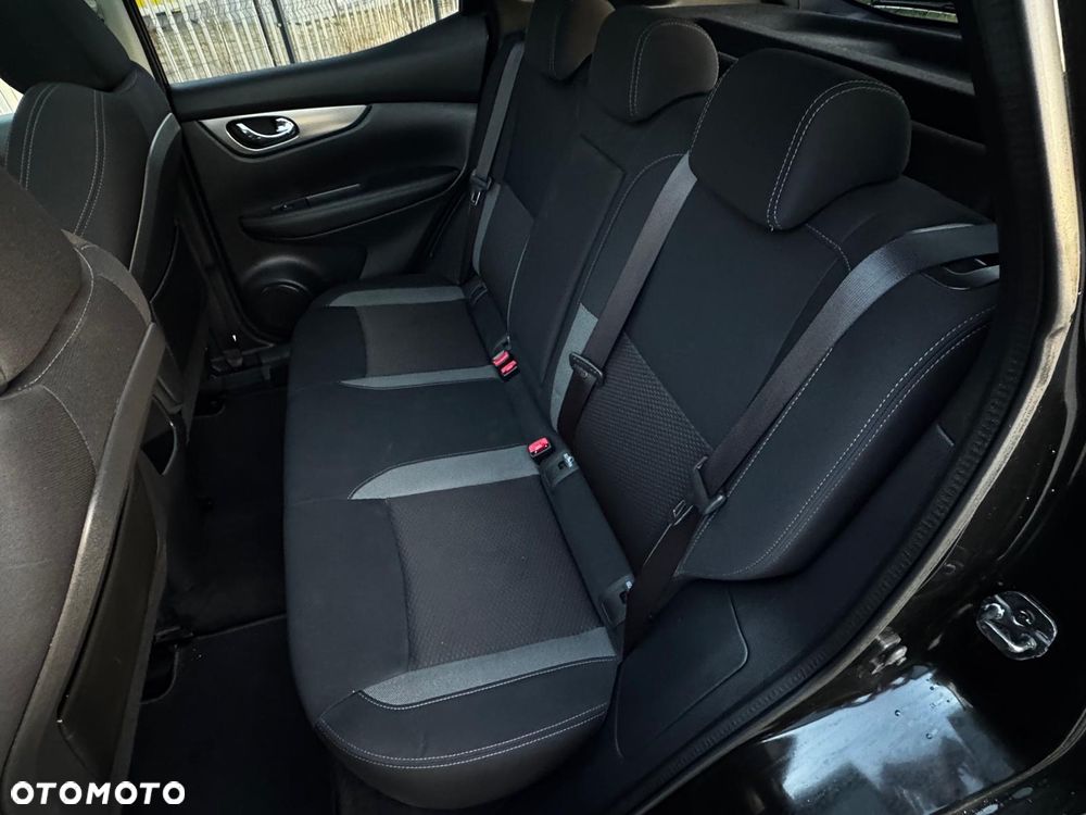 Nissan Qashqai 1.3 DIG-T TEKNA - 24