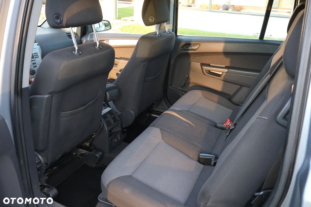 Opel Zafira 1.9 CDTI Enjoy - 8