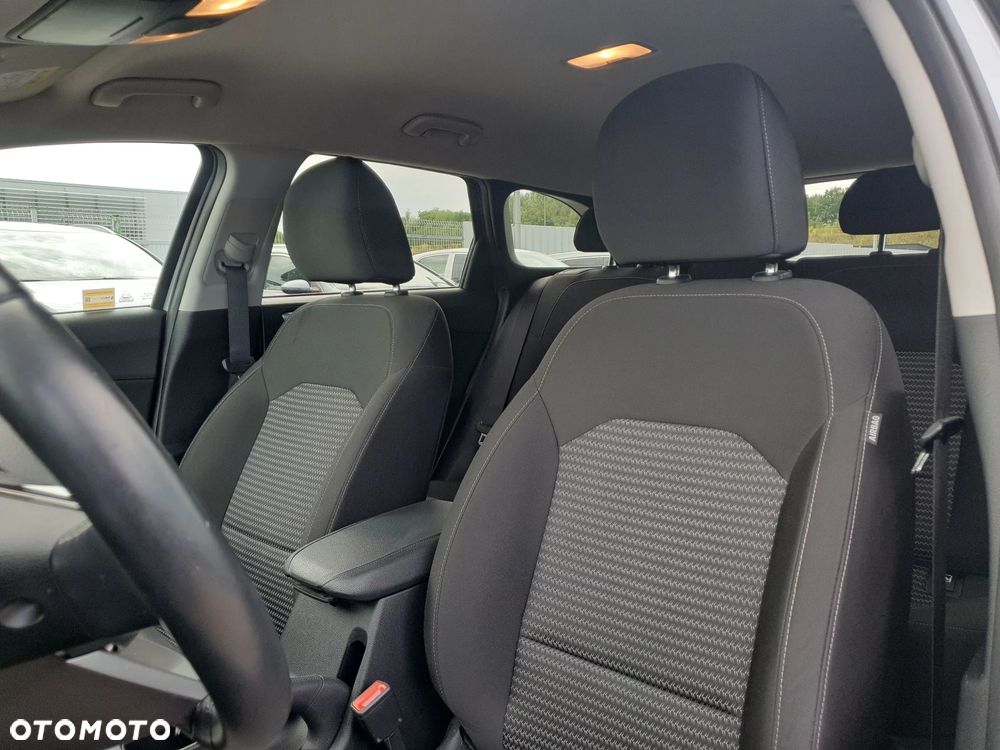 Kia Ceed 1.5 T-GDI M - 12