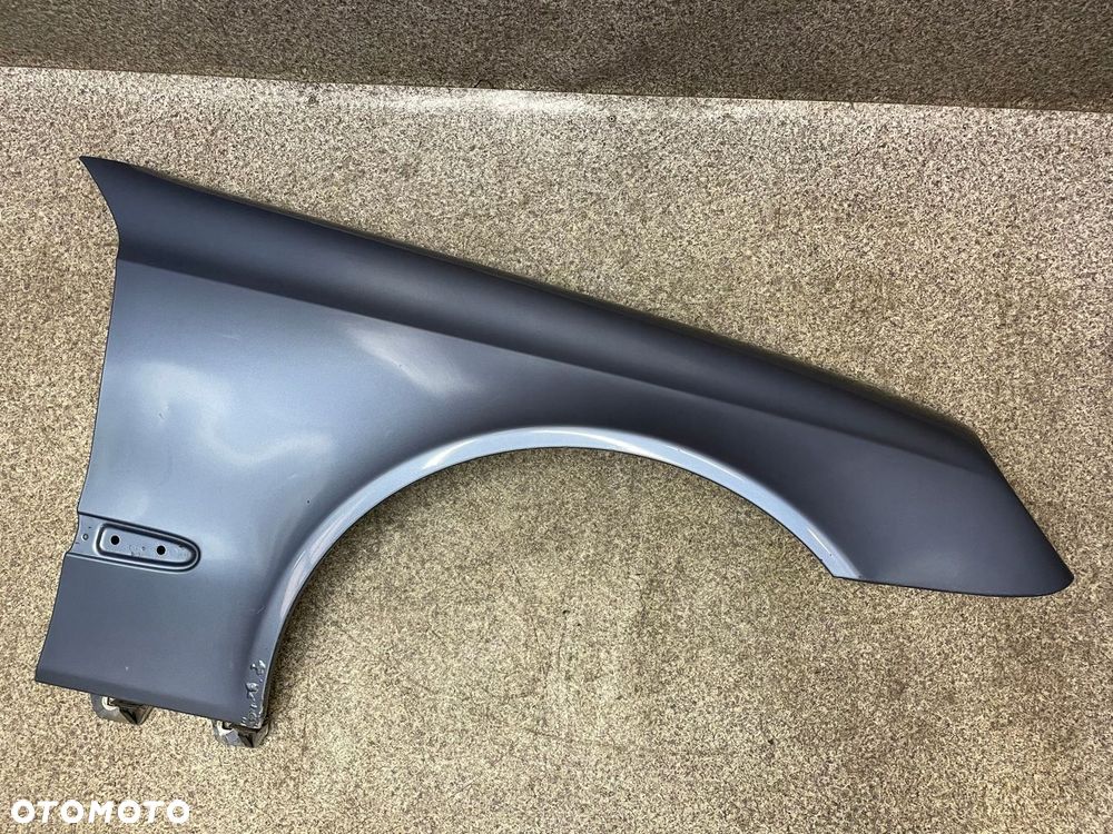 Blotnik prawy przod przedni Mercedes W211 C353 353U TEALLITE BLUE METALLIC - 8