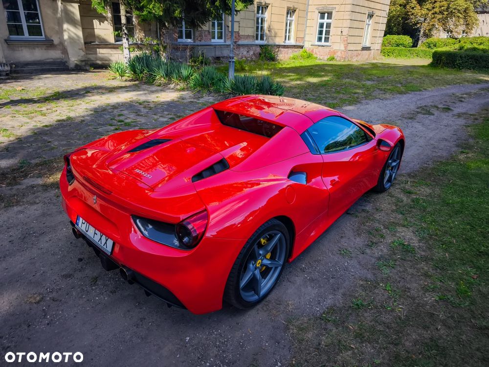 Ferrari 488 - 23