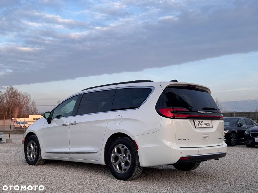 Chrysler Pacifica - 6