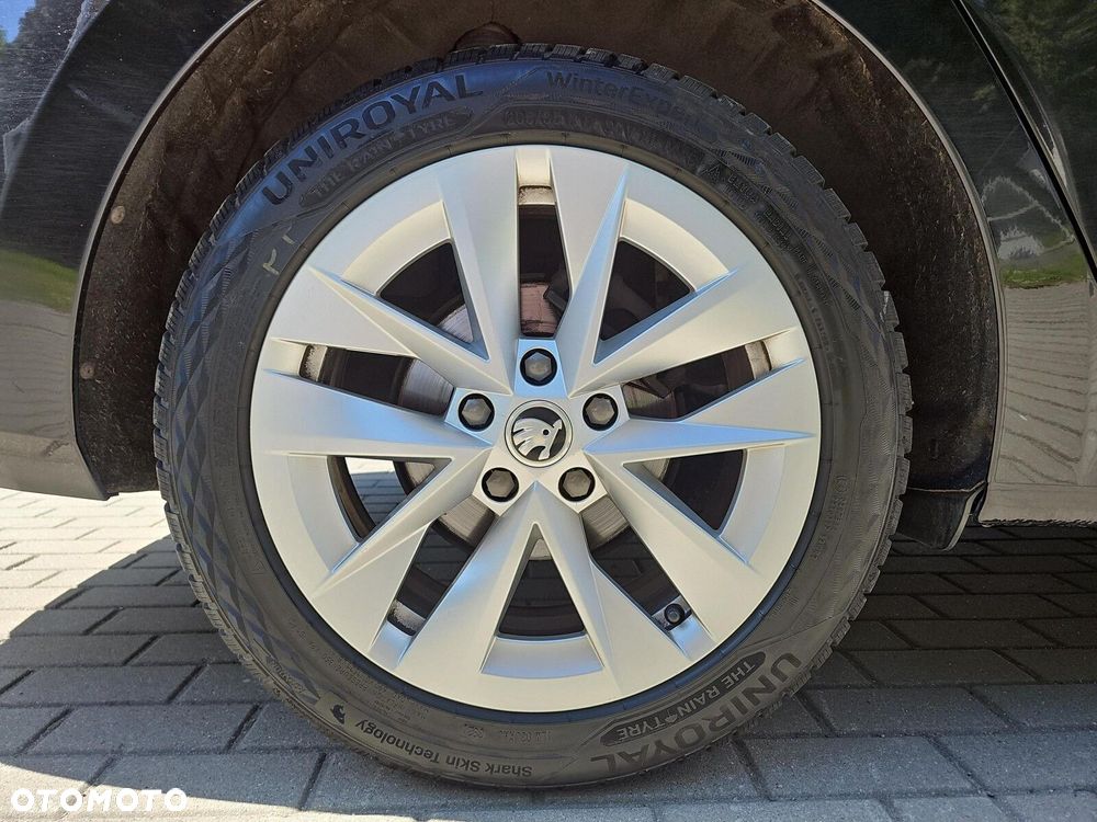 Skoda Octavia 2.0 TDI Ambition DSG - 28