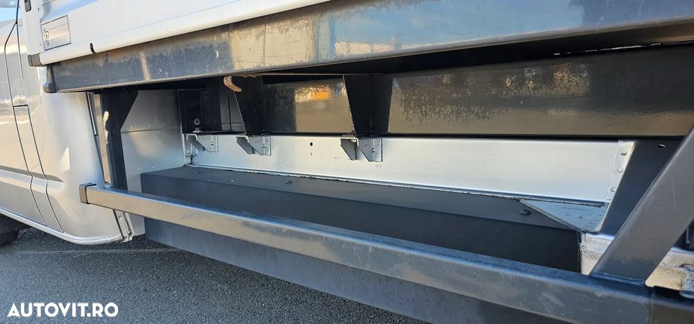 Volkswagen T5 1.9 TDi - 14