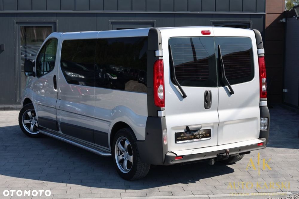 Renault TRAFIC - 10