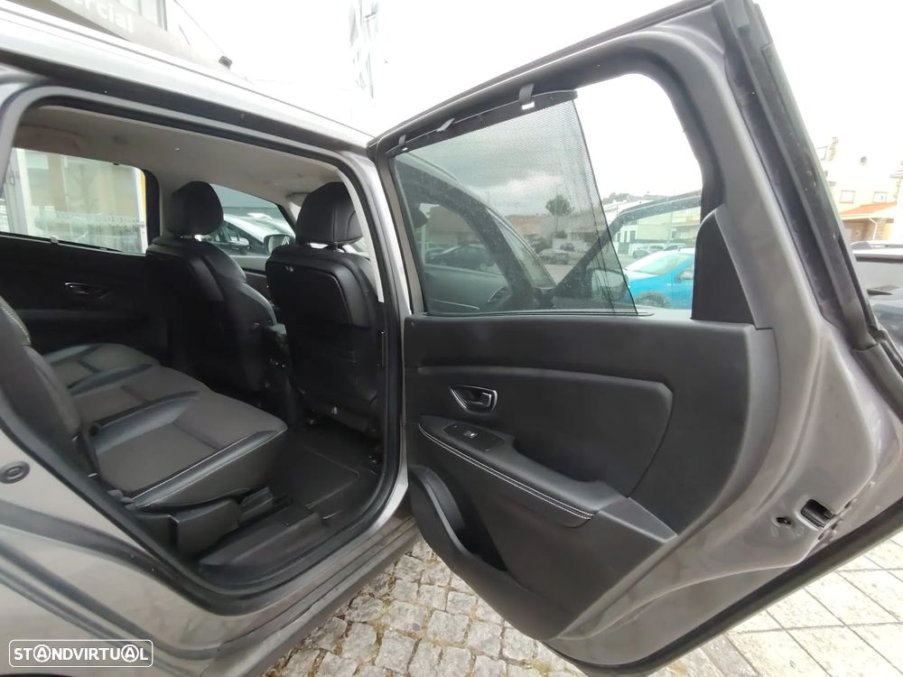 Renault Grand Scénic 1.6 dCi Bose Edition SS - 21