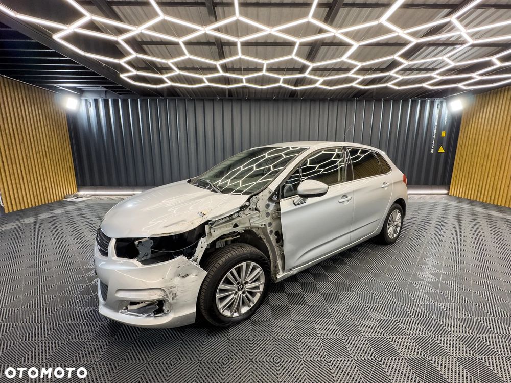 Citroën C4 HDi 115 Exclusive - 6