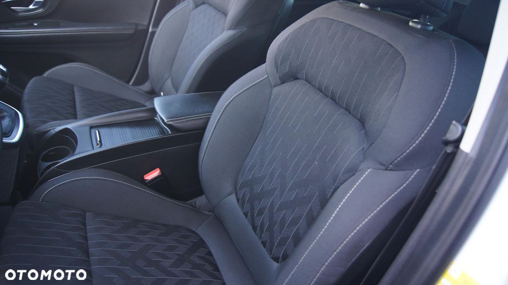 Renault Grand Scenic - 15