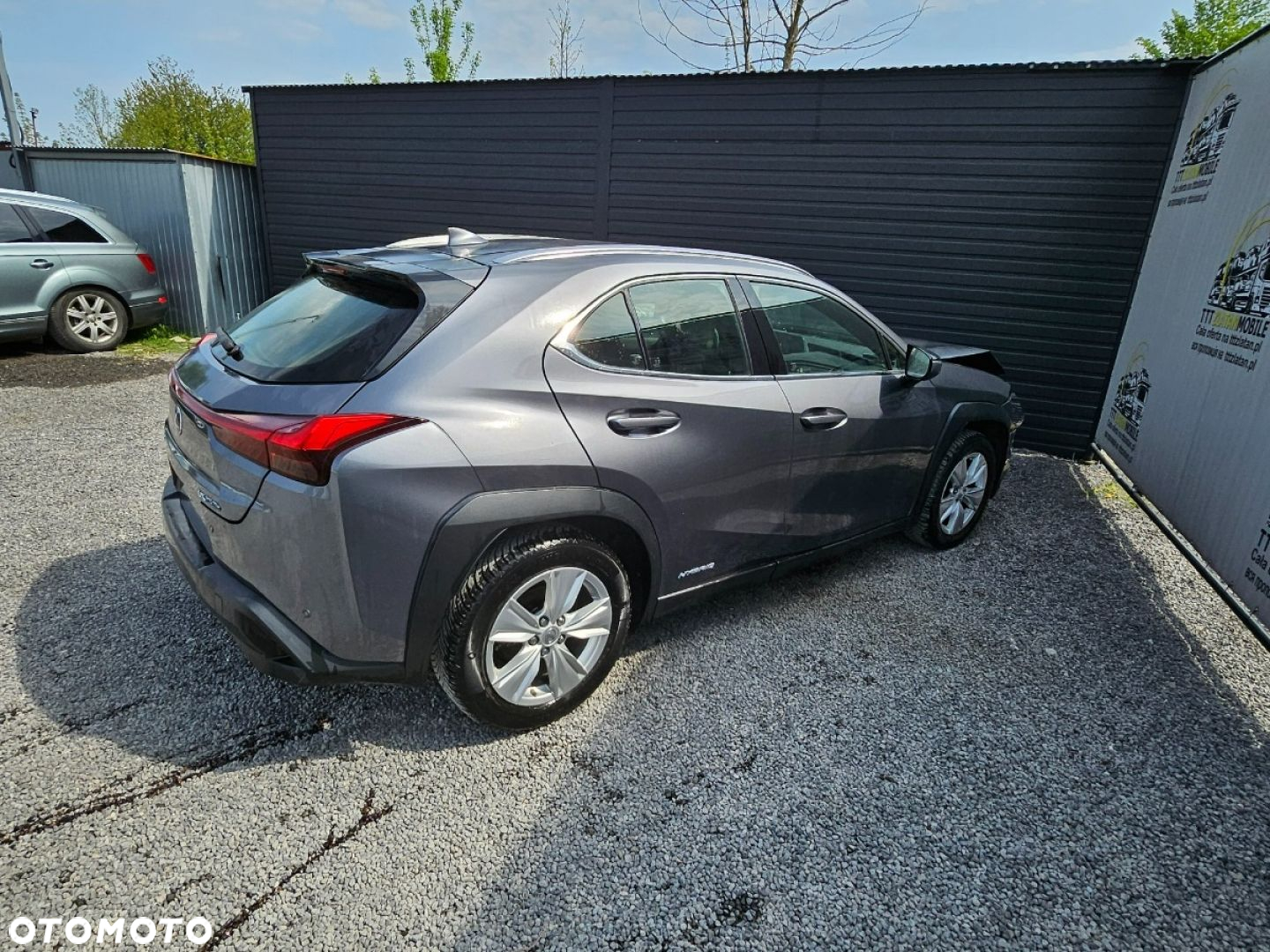 Lexus UX - 18