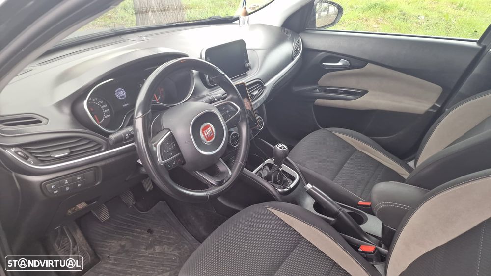 Fiat Tipo Station Wagon 1.3 M-Jet Lounge J17 - 4