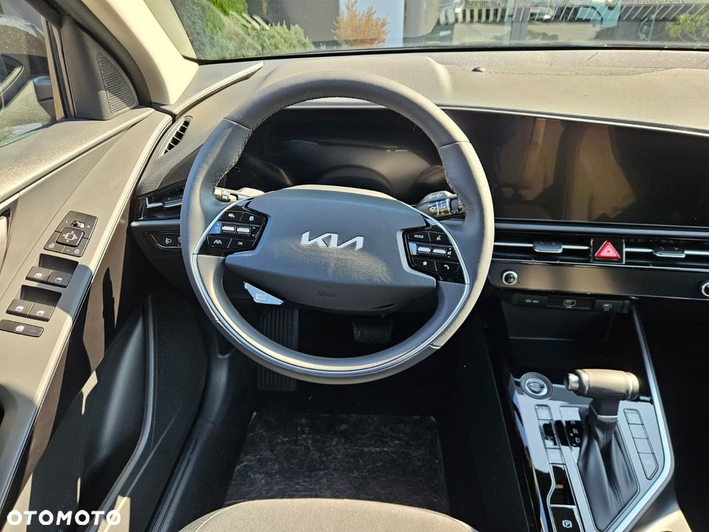 Kia Niro 1.6 GDI Hybrid M - 13