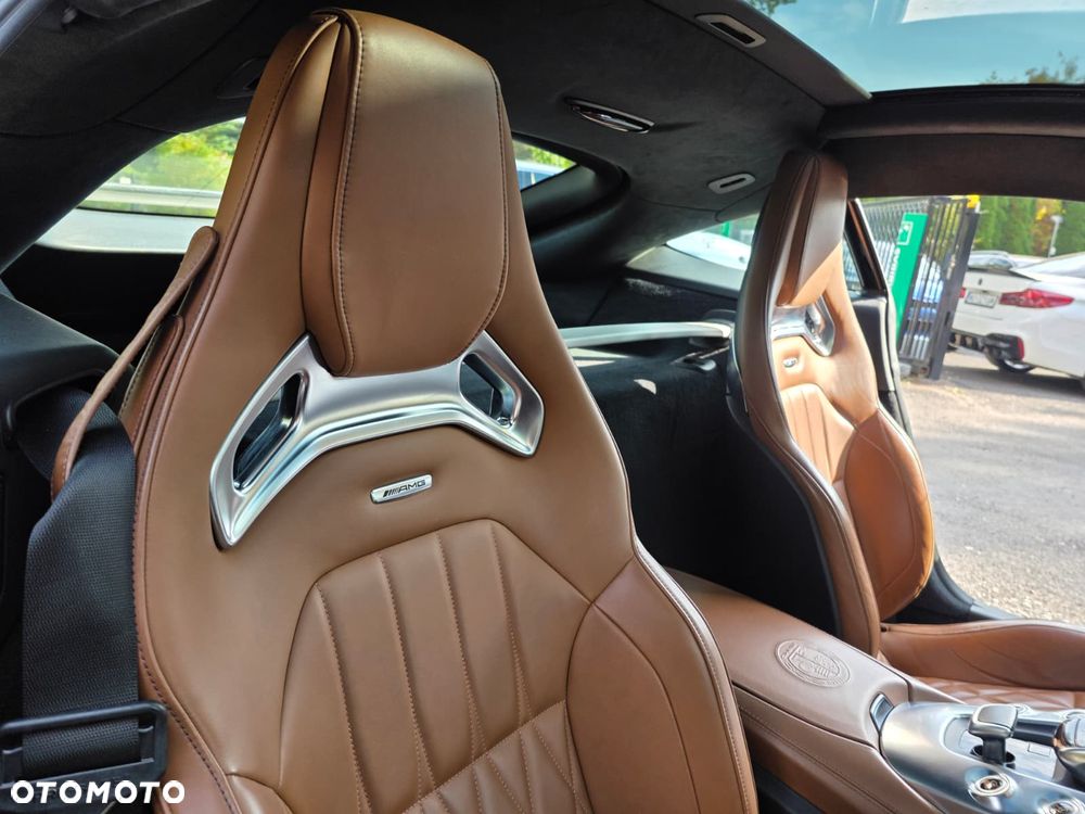 Mercedes-Benz AMG GT Speedshift 7G-DCT - 33
