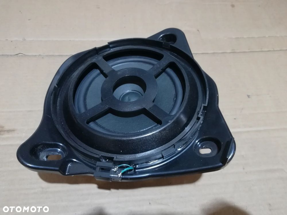 GŁOŚNIK MERCEDES C KLASA W205 A2058201800 - 1
