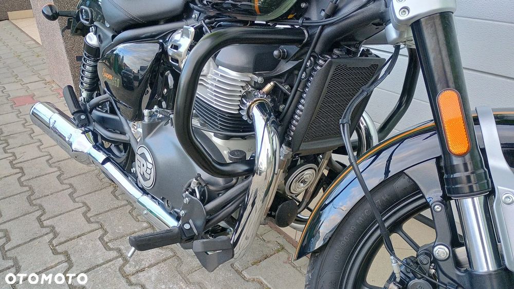 Royal Enfield Super Meteor - 8