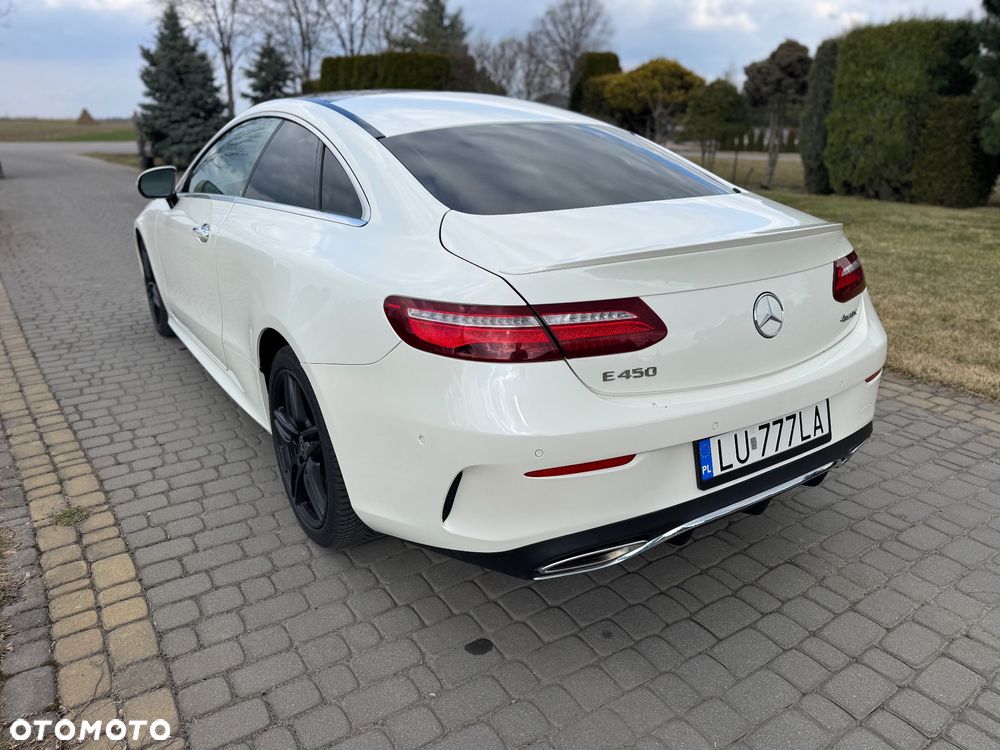 Mercedes-Benz Klasa E 400 4-Matic 9G-TRONIC - 12