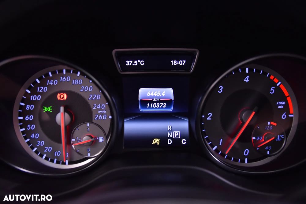 Mercedes-Benz GLA 200 d 4MATIC Aut. - 10
